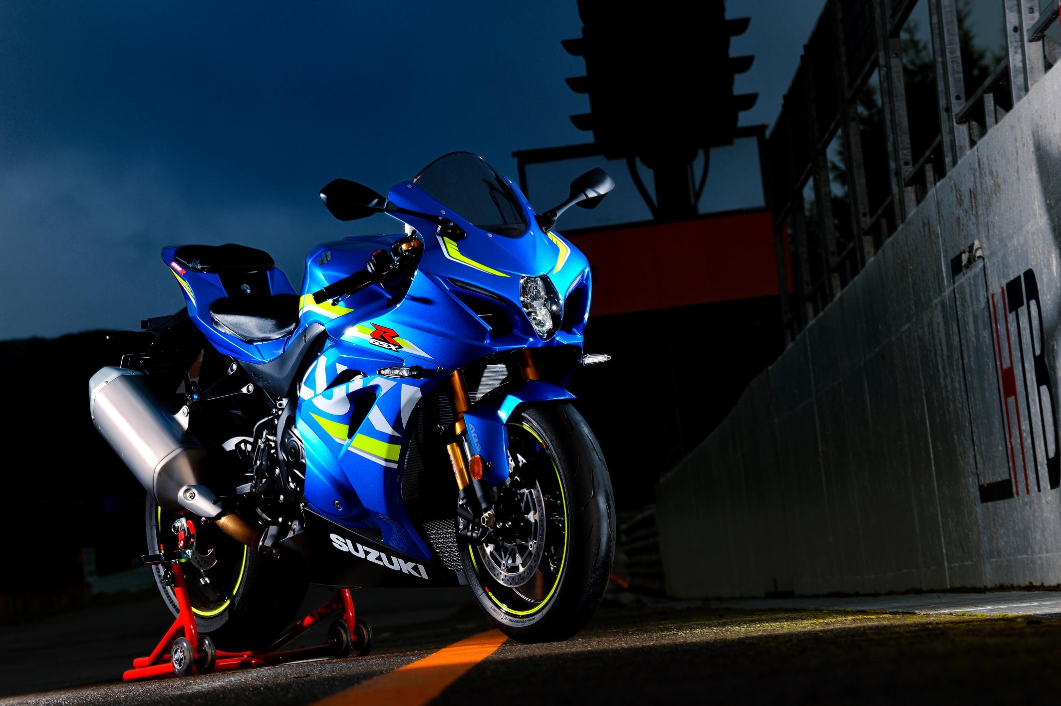 gsx-r1000_a_rl7_action_22