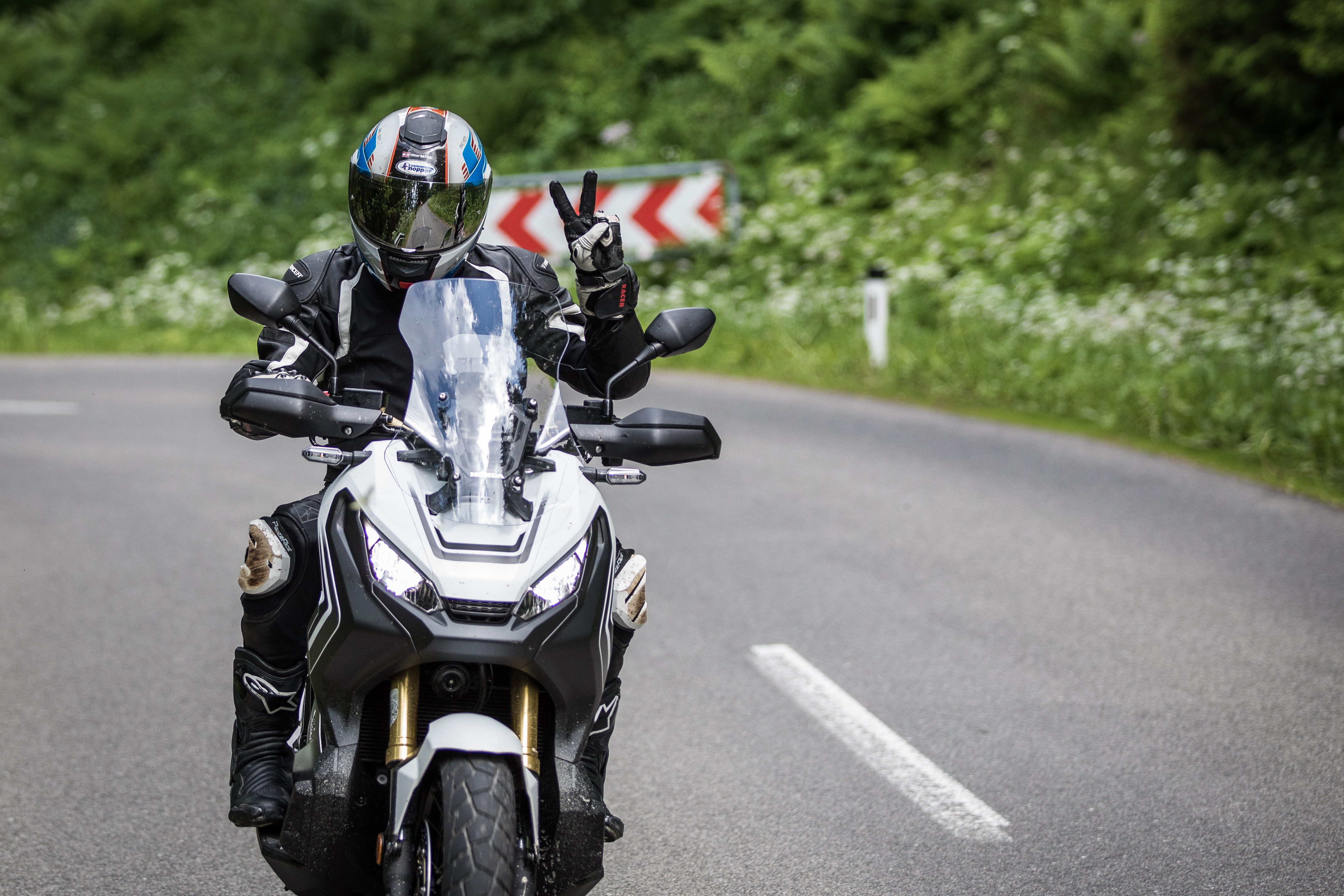 HONDA X-ADV Kurvenfahrer.at 9